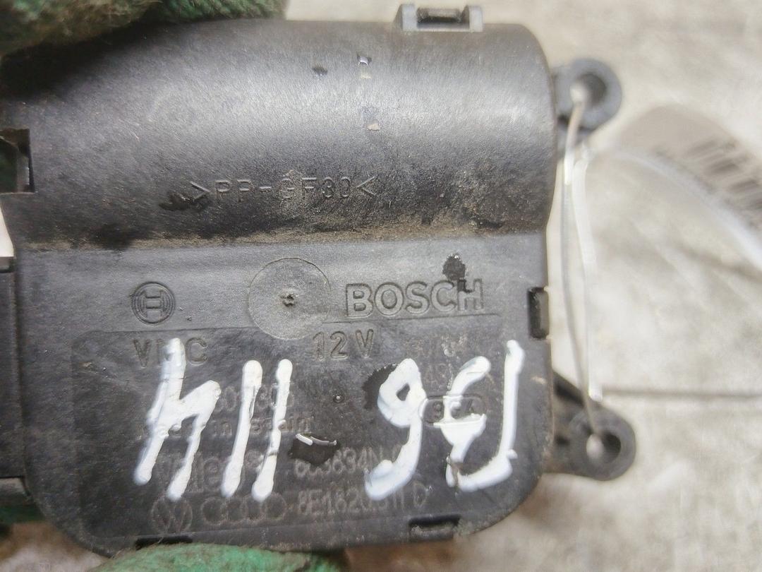 Моторчик заслонки печки 2ZYL1Y Audi A4 купить