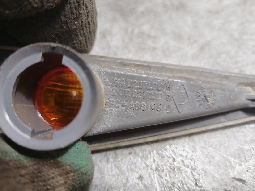 Повторитель передний левый 3AR51N Renault Scenic купить на авторазборке