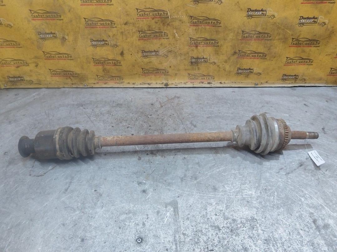 Полуось передняя правая (приводной вал, ШРУС) 8VKE93 Renault Megane