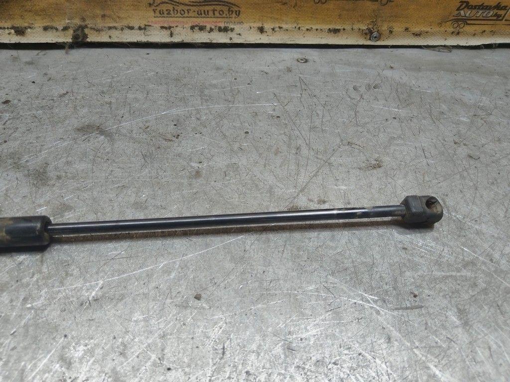 Амортизатор крышки багажника (3-5 двери) MQK9CF Opel Astra - Фото 2