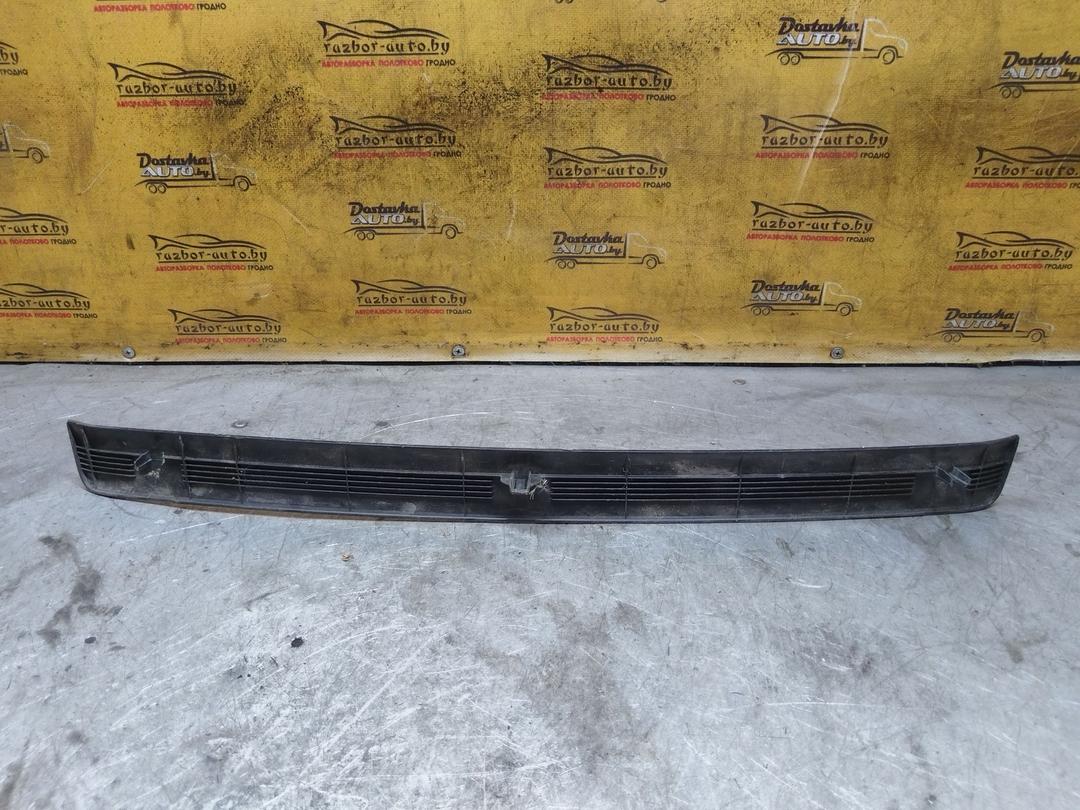 Накладка на порог B8CL5E Toyota Corolla купить