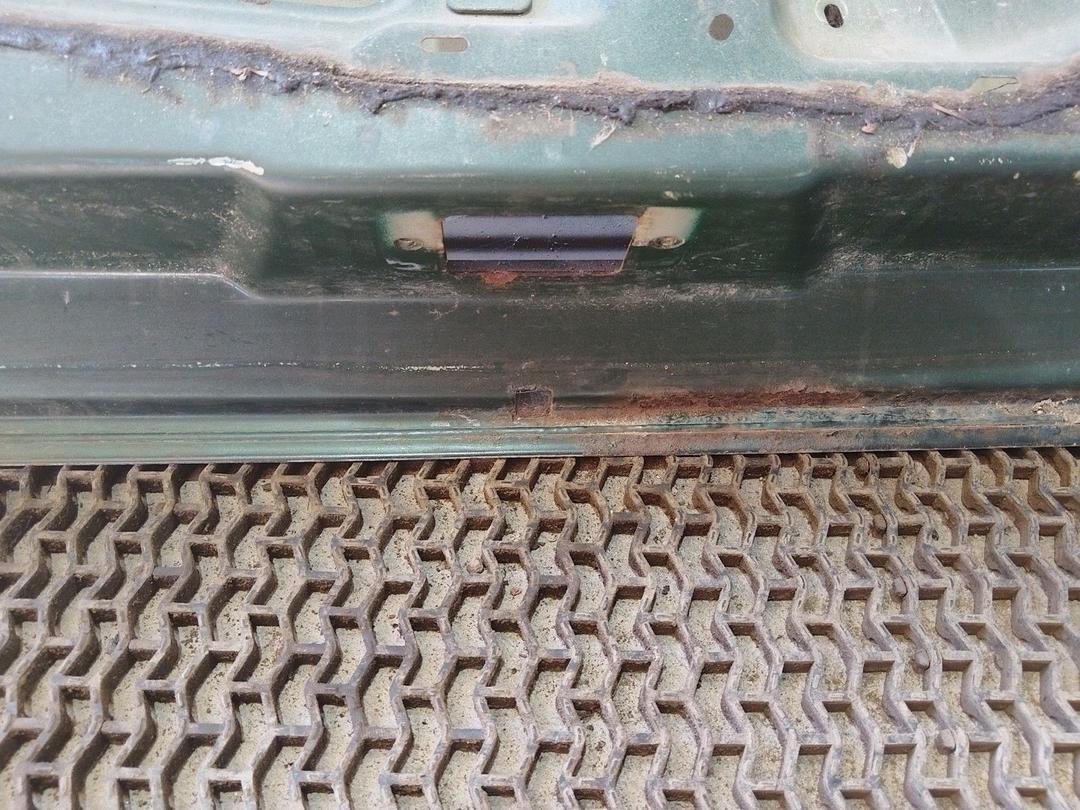 Крышка багажника (дверь 3-5) 4VISLE Kia Carnival undefined