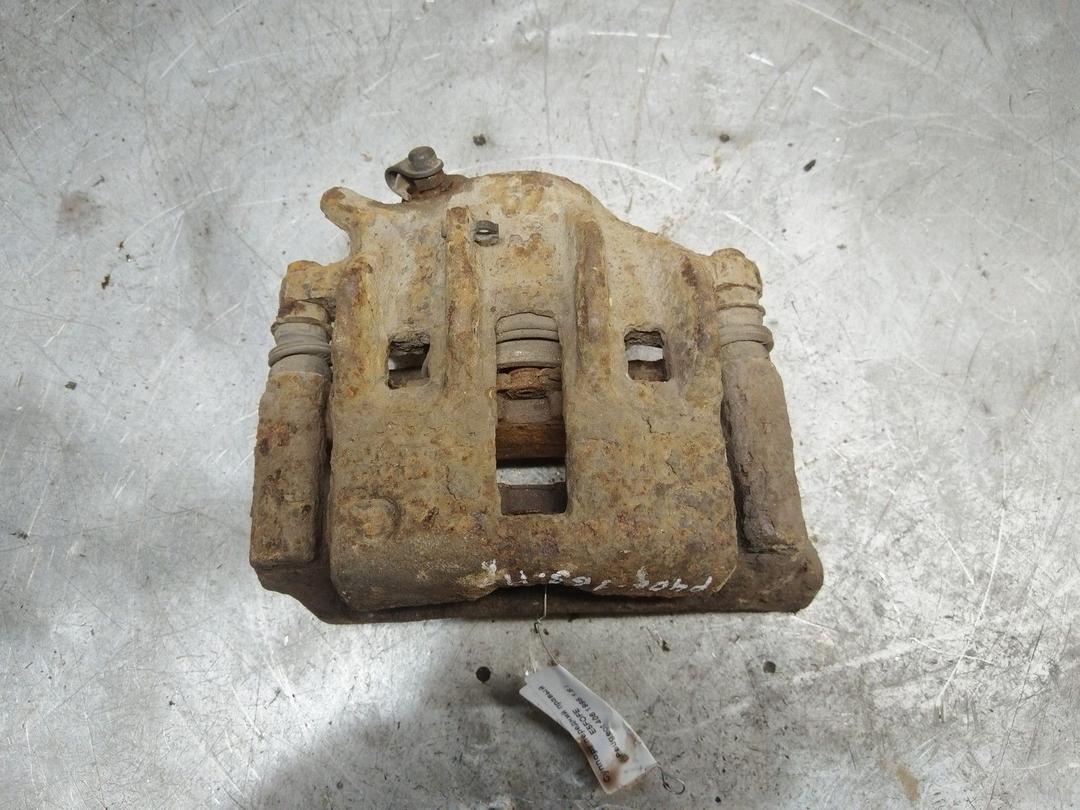 Суппорт передний правый E5FOFE Peugeot 406 купить