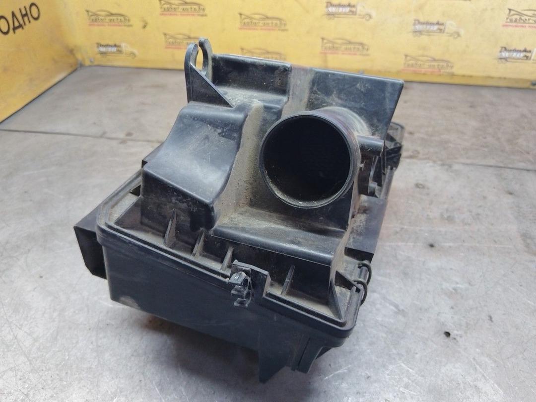 Корпус воздушного фильтра 6IDDES Mazda Premacy купить с доставкой