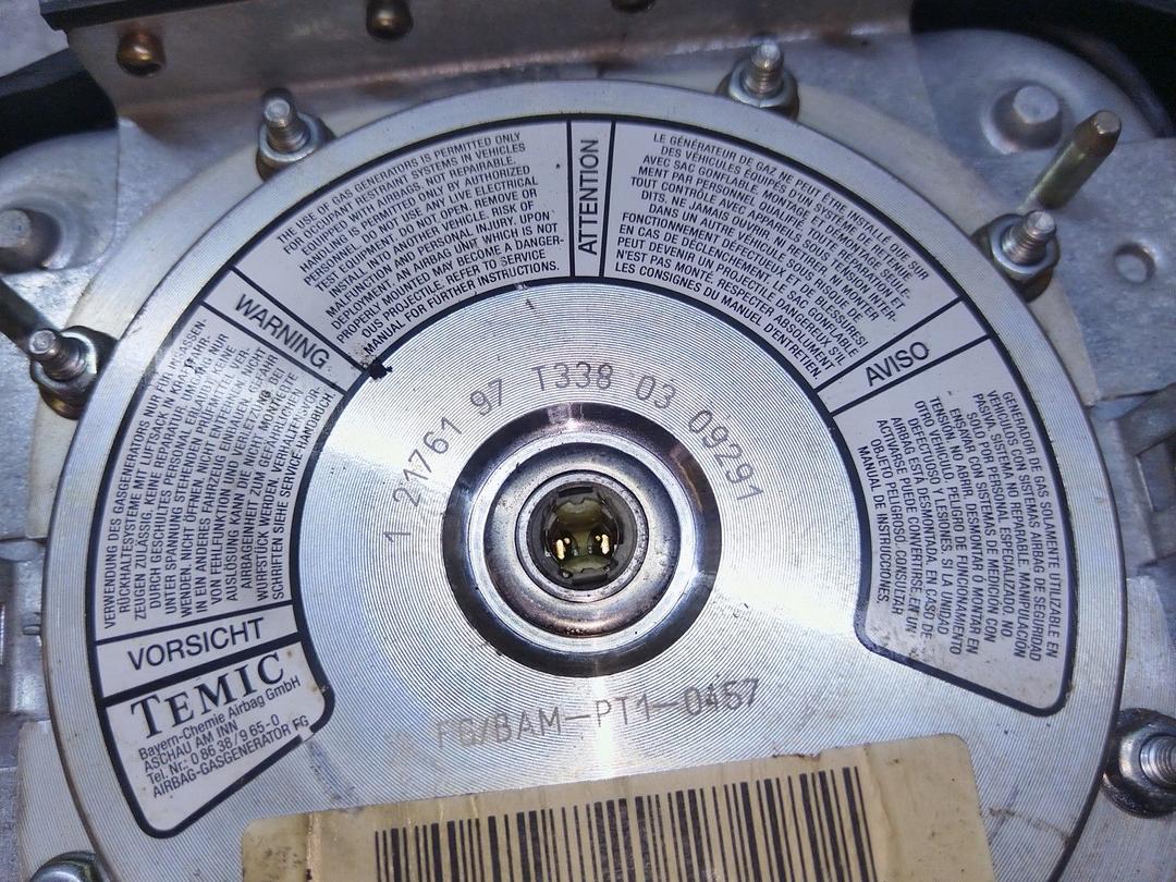 Подушка безопасности водителя DT7FFY Mitsubishi Carisma - Фото 4