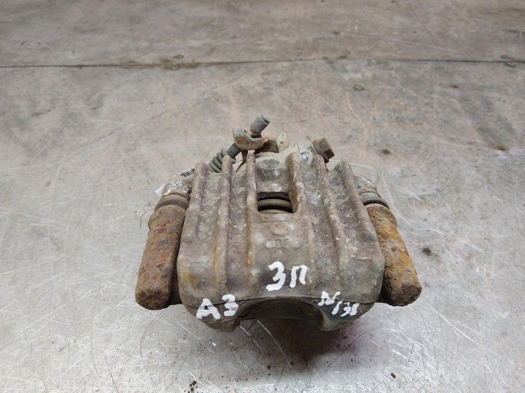 Суппорт задний правый F9UO3M Audi A3