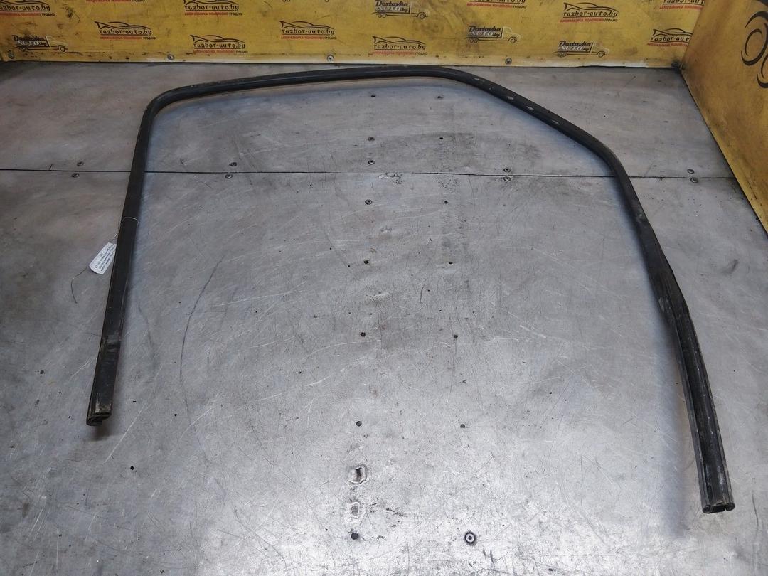 Молдинг стекла двери задней правой наружный GM81V7 Citroen Xsara Picasso - Фото 1