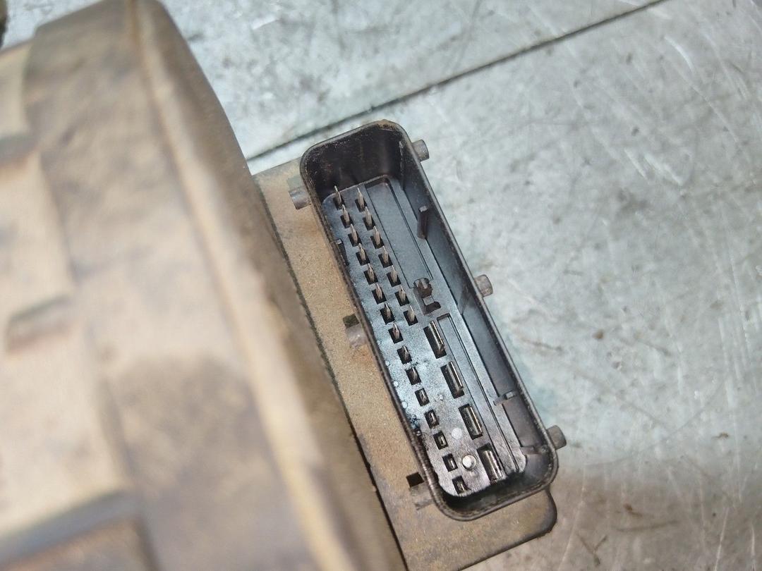 Блок ABS 0U1JPI Mitsubishi Carisma купить в магазине запчастей бу