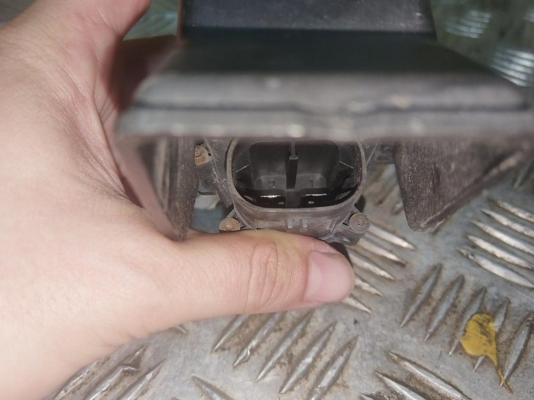 Сопротивление вентилятора охлаждения U2G27C Citroen C4 - Фото 5