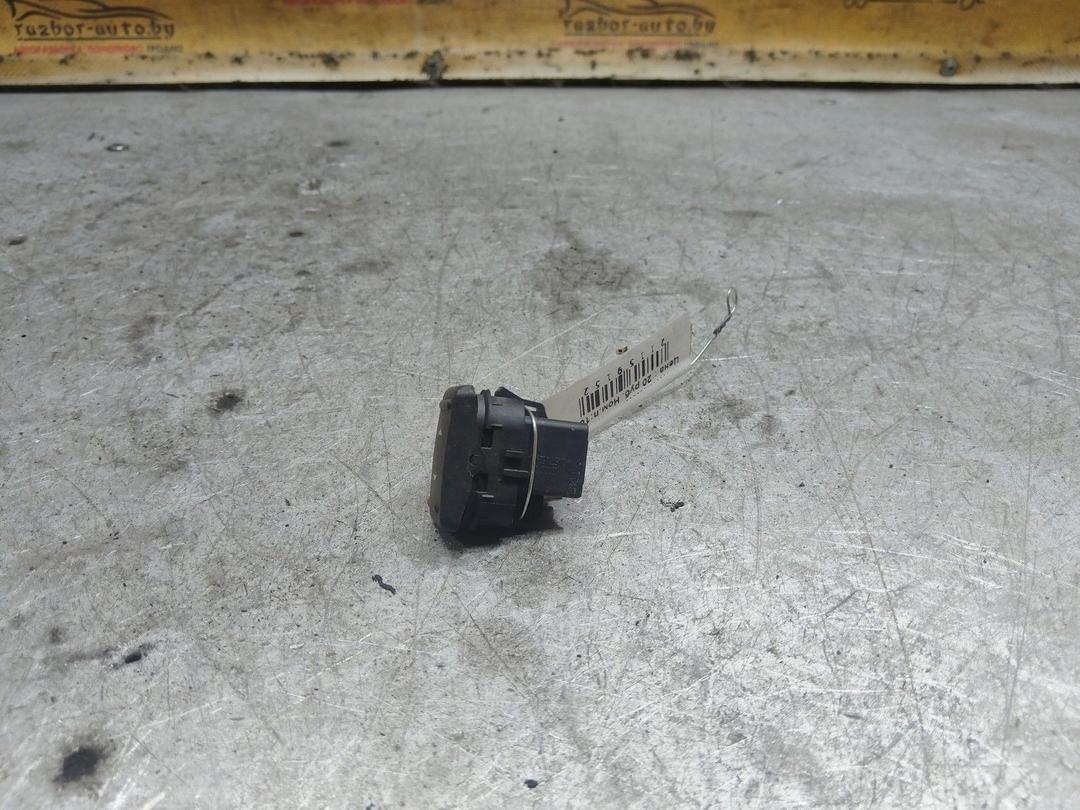 Кнопка стеклоподъемника заднего правого B52VG6 Ford C-Max купить с доставкой