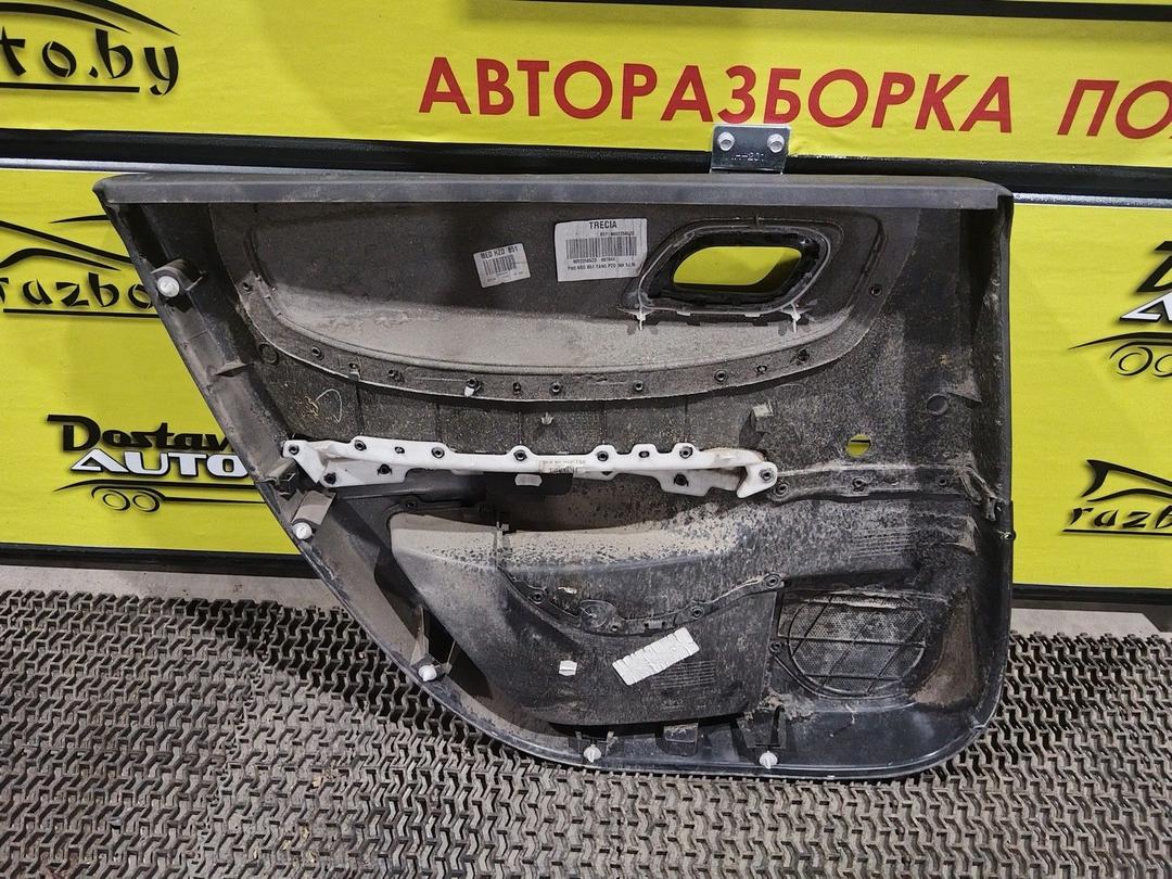 Обшивка двери задней правой (дверная карта) ZT29Z6 Citroen C4 купить