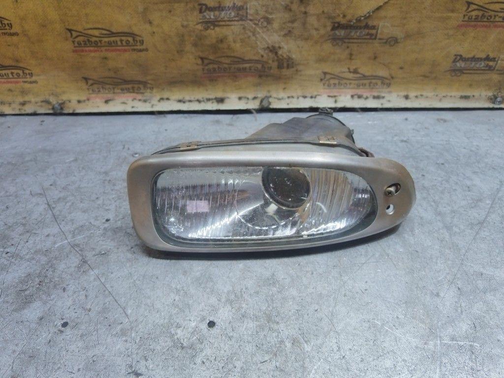 Фара противотуманная правая 8R51QU Mazda Xedos 6 - Фото 1