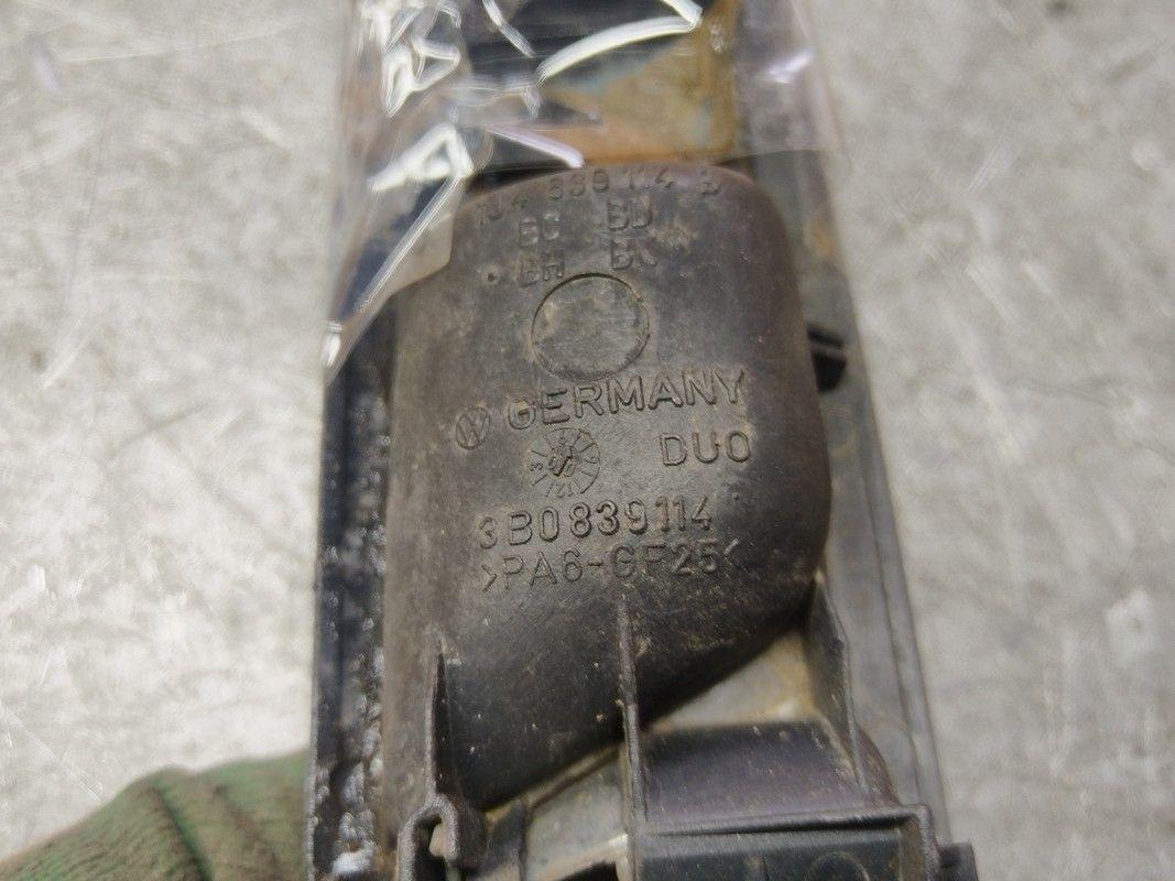 Ручка внутренняя задняя правая 34OOR7 Volkswagen Passat купить с доставкой