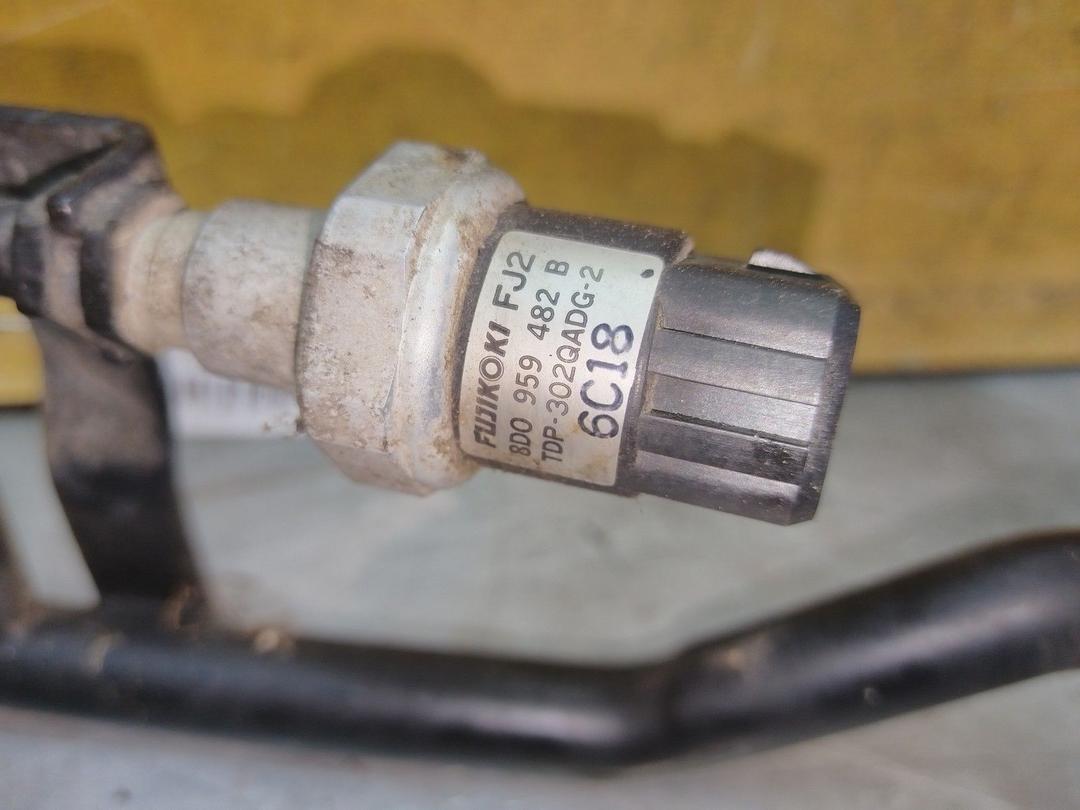 Радиатор кондиционера DGT9K7 Volkswagen Passat купить с доставкой