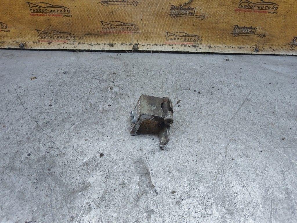 Петля двери передней правой 8NJ2TX Citroen C8 - Фото 1