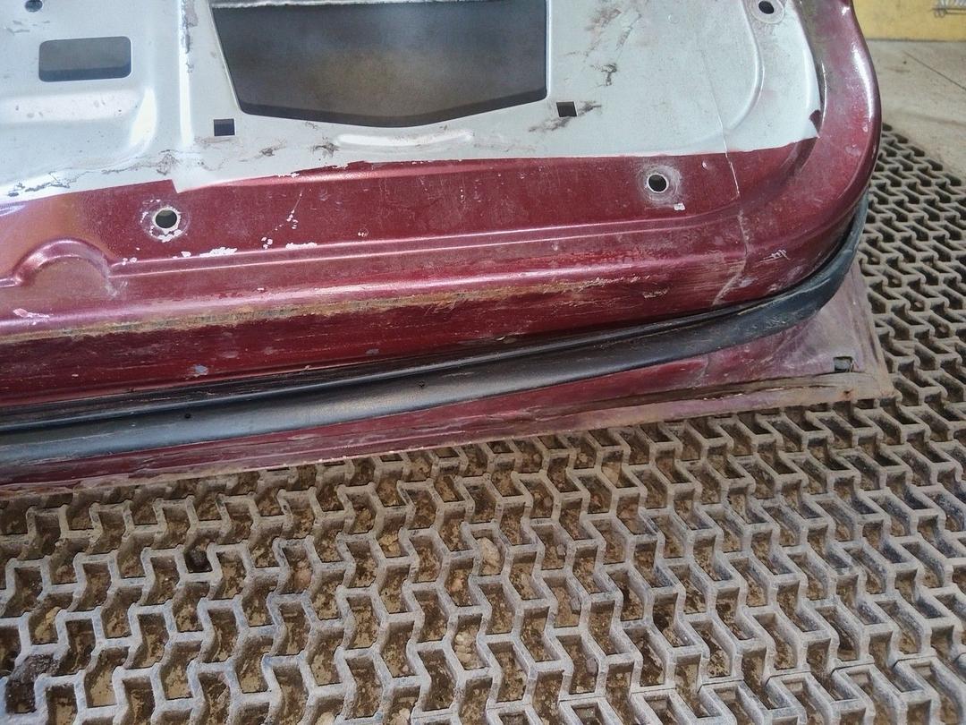 Дверь передняя левая 6KQNOA Mitsubishi Carisma undefined