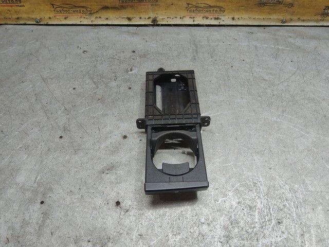 Подстаканник 7QX6RX Toyota Avensis купить с доставкой