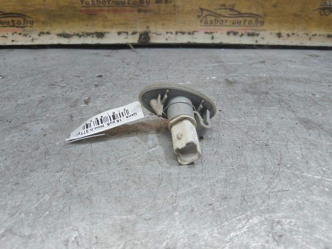 Повторитель передний правый 2979M9 Citroen Xsara Picasso - Фото 2