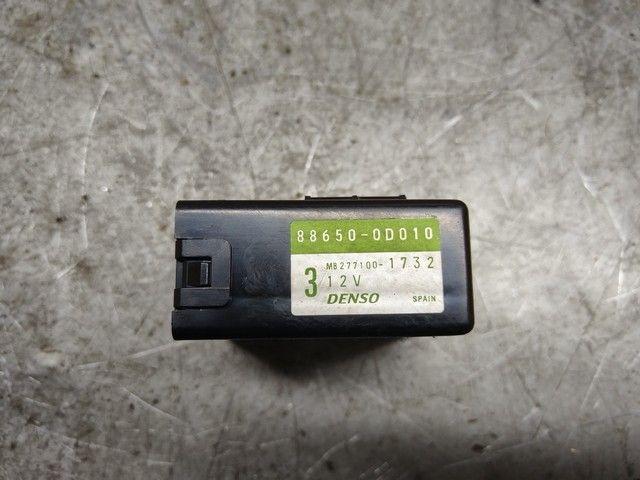 Блок управления (другие) 1BMVL8 Toyota Yaris - Фото 3