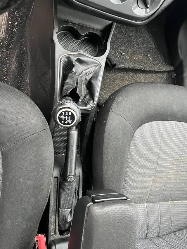 Консоль салона (кулисная часть) X2E29D Fiat Linea - Фото 2