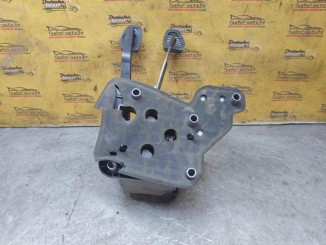 Узел педальный (блок педалей) 22W87H Peugeot 407 купить на авторазборке