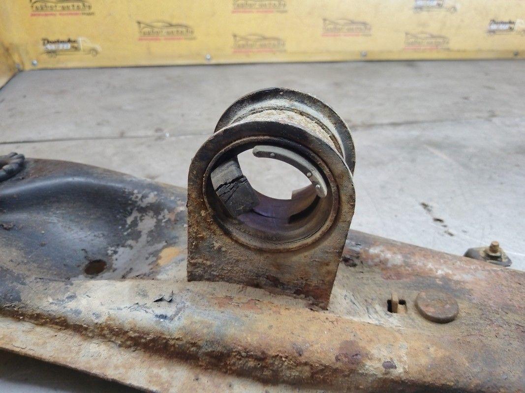 Балка под КПП AALMZ0 Mazda Premacy - Фото 4