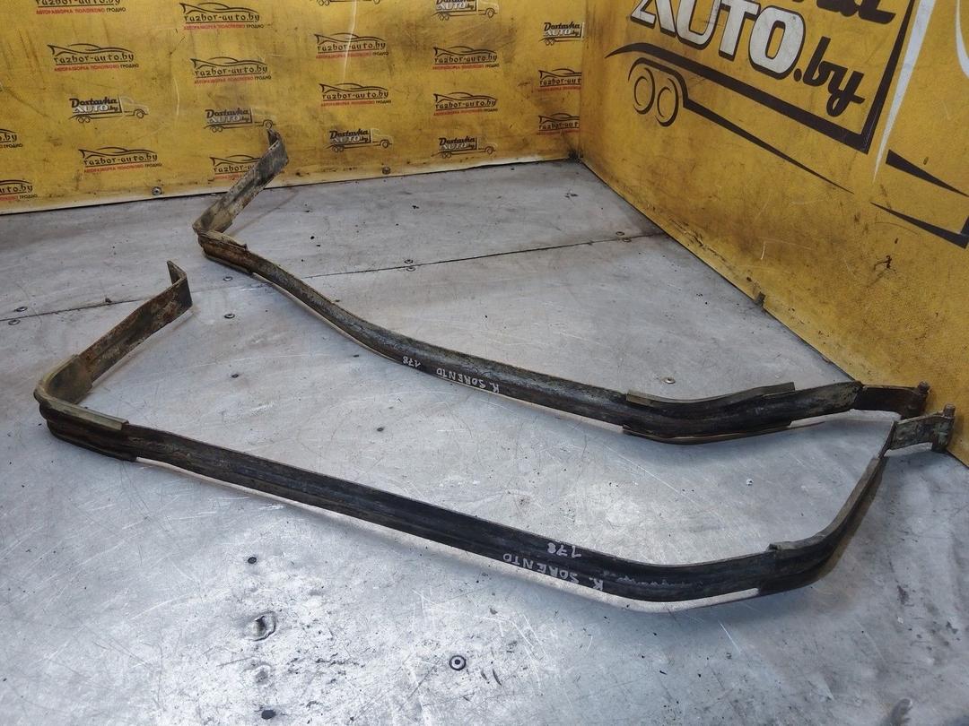 Крепление топливного бака WTO8T7 Kia Sorento - Фото 1