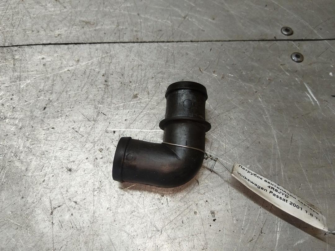 Патрубок вентиляции картера 4R6JYD Volkswagen Passat - Фото 2