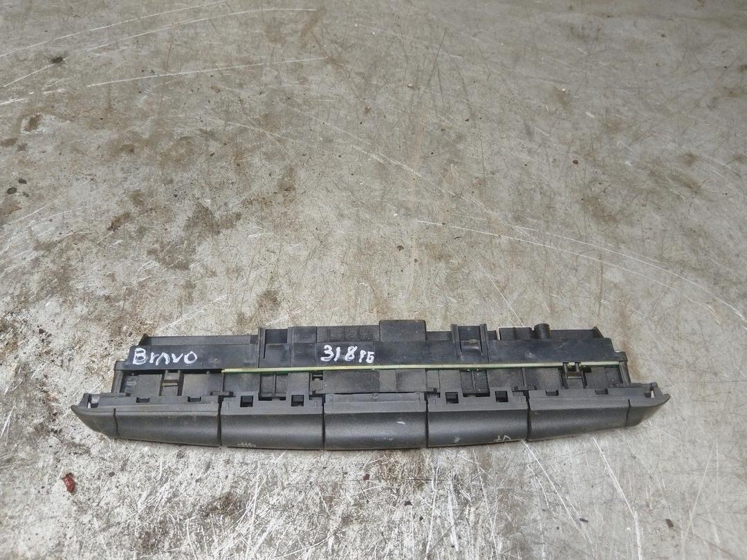 Блок кнопок 4CXZDY Fiat Bravo купить