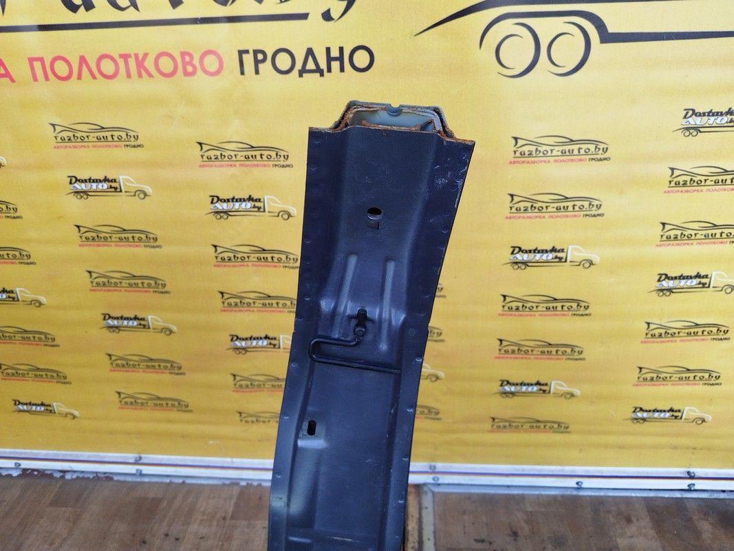 Стойка кузовная центральная правая MNBNE9 Opel Vectra купить с доставкой. Огромный выбор запчастей и марок авто. У нас есть практически все.