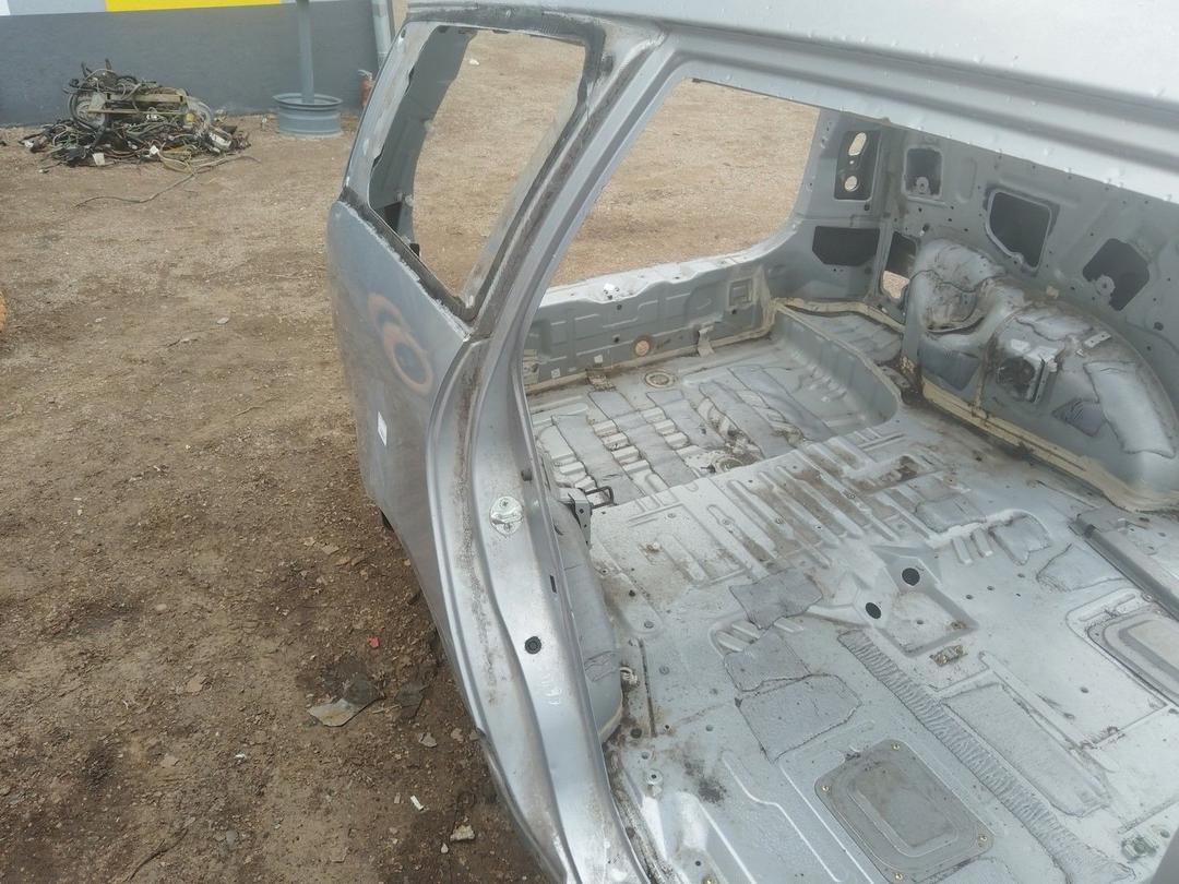 Крыло заднее правое 994FW9 Mitsubishi Grandis купить с доставкой