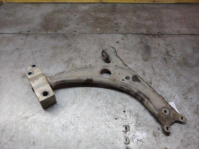 Рычаг передний левый 34D6L6 Volkswagen Passat купить с доставкой