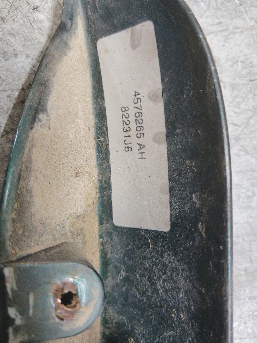 Накладка подсветки номера VMKZWD Chrysler Voyager undefined