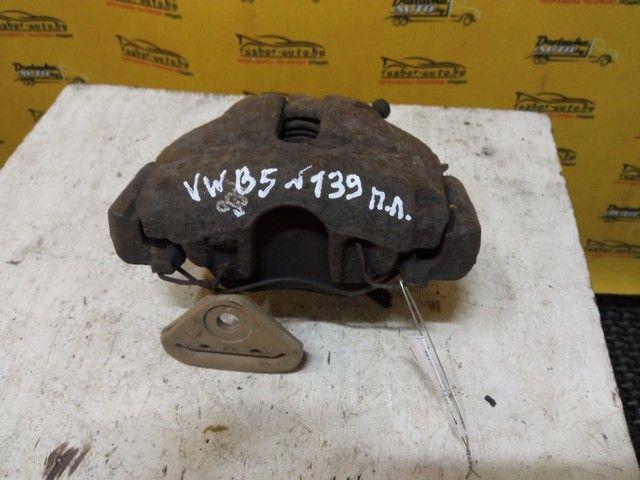 Суппорт передний левый 33P6RS Volkswagen Passat