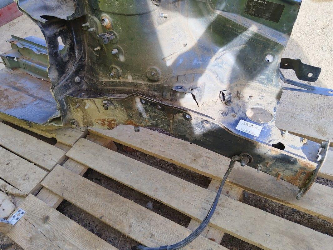 Лонжерон левый 0V7A3E Skoda Fabia купить на авторазборке