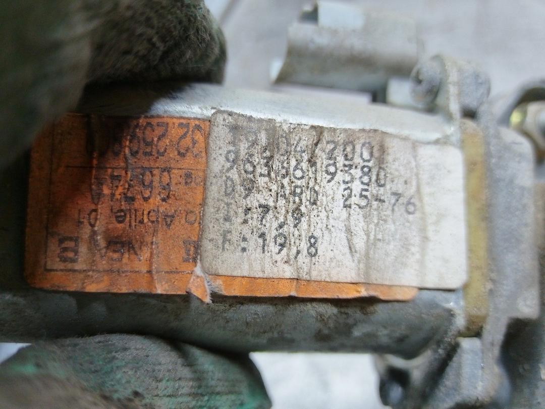 Стеклоподъемник электрический задний правый T779X3 Peugeot 406 купить в магазине запчастей бу