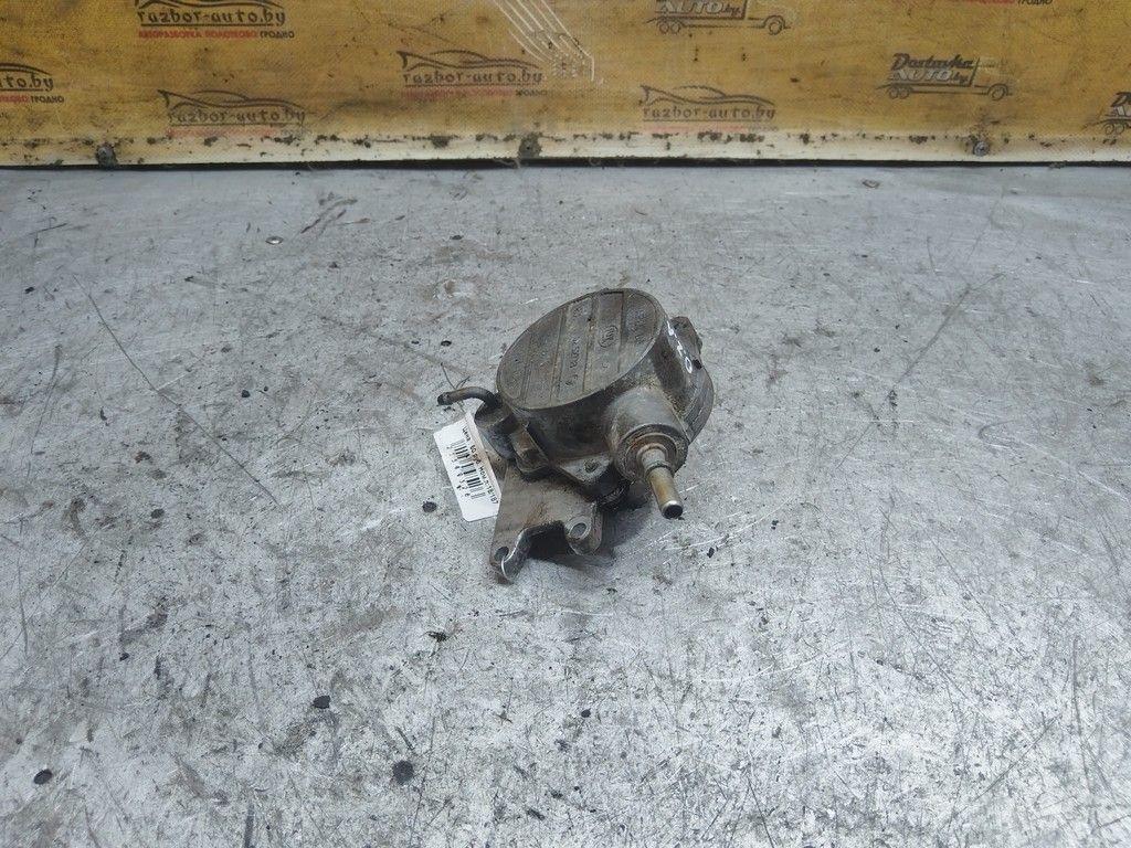 Насос вакуумный X00FJA Opel Zafira - Фото 2