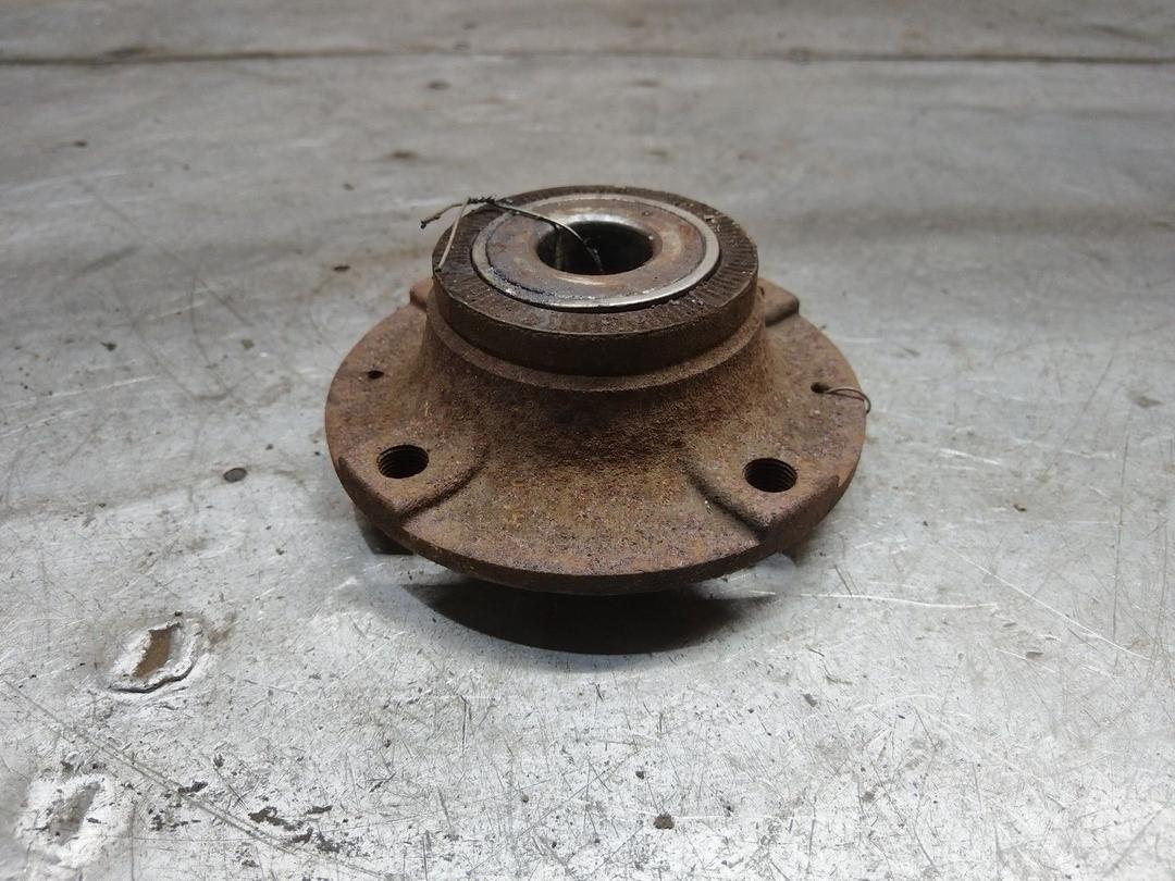 Ступица задняя правая D0V1WD Peugeot 307 купить с доставкой