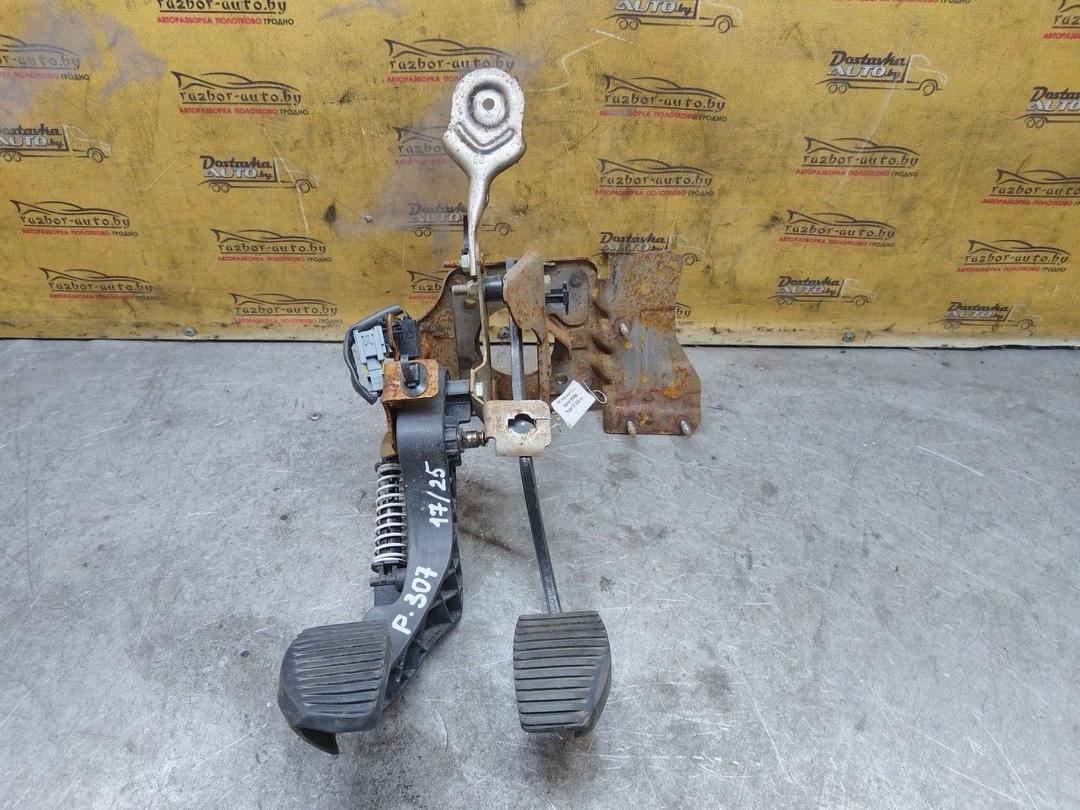 Узел педальный (блок педалей) 9R3RBQ Peugeot 307 купить