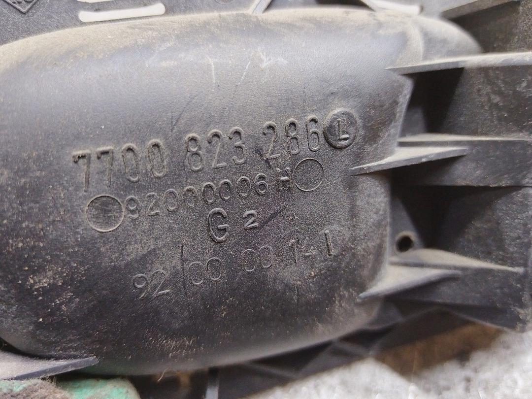 Ручка внутренняя передняя левая 8X1I5U Renault Laguna купить с доставкой