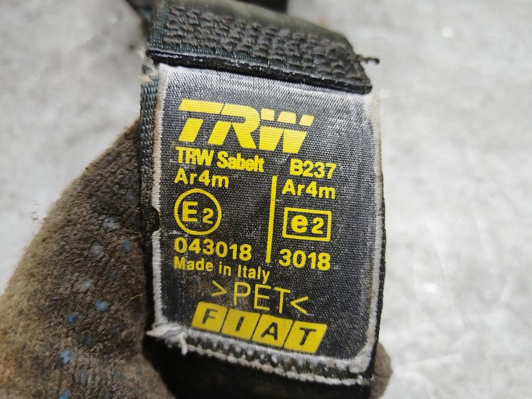 Ремень безопасности задний правый DZGRSJ Fiat Punto купить на авторазборке