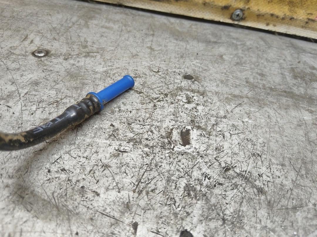 Трубка топливная BGH04K Toyota Corolla купить с доставкой