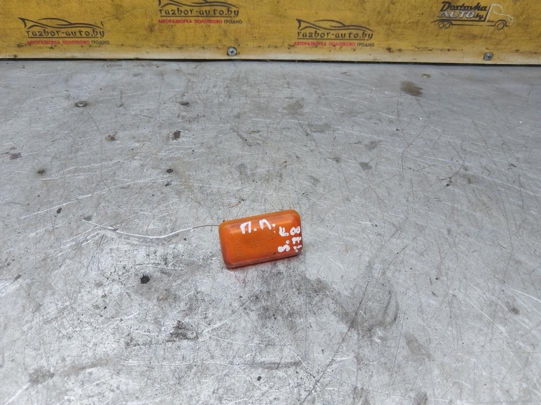 Повторитель передний правый 808QY2 Subaru Forester