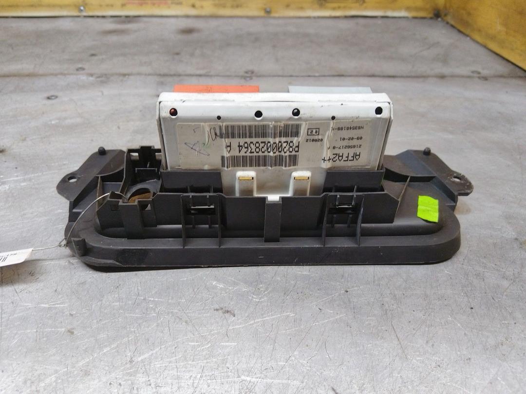 Часы MG4QDT Renault Scenic RX4 купить в магазине запчастей бу