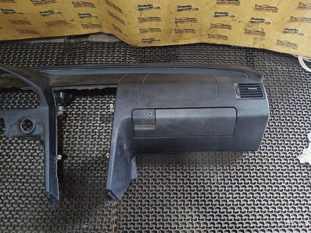 Панель передняя салона (торпедо) 167QO9 Mercedes C W202 купить в магазине запчастей бу