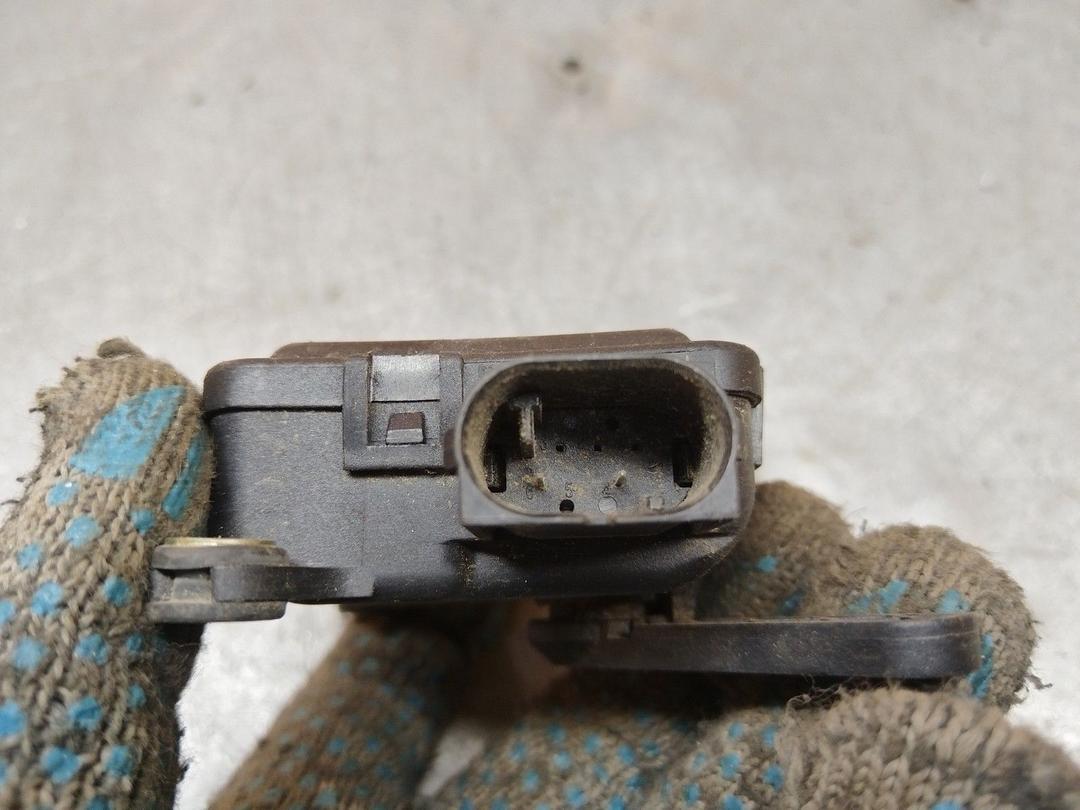 Моторчик заслонки печки 281Y39 Fiat Stilo купить с доставкой