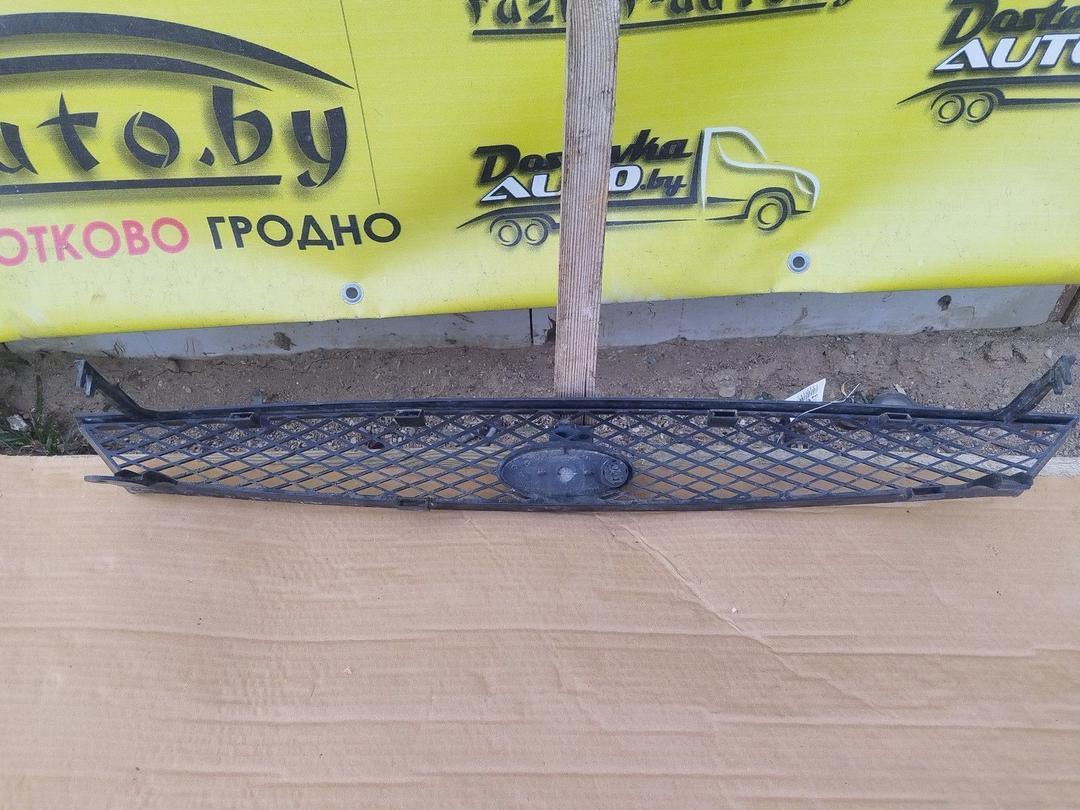 Решетка радиатора B6Z12D Ford Focus купить