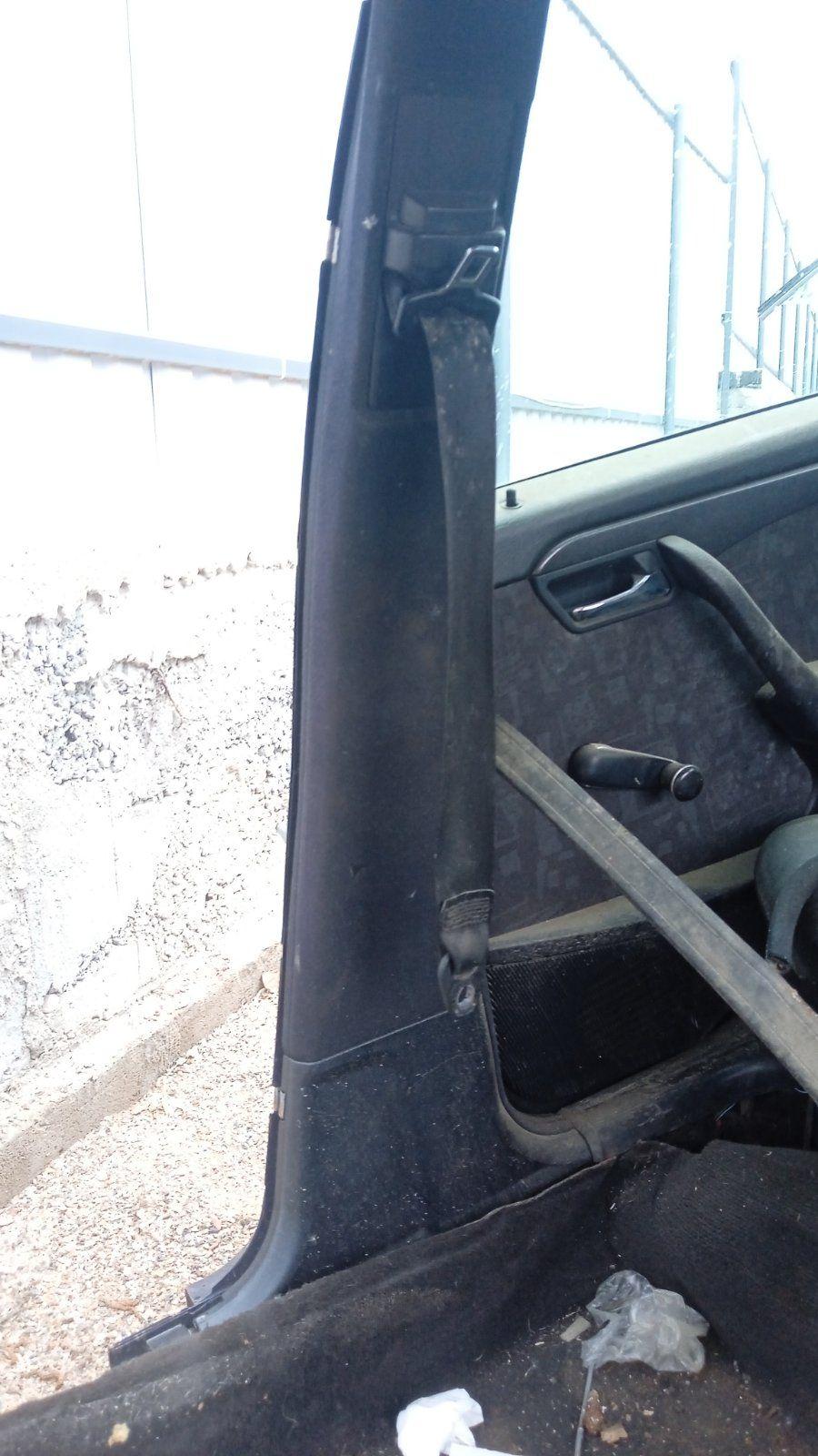 Ремень безопасности передний правый J5QM0O Mercedes C W202