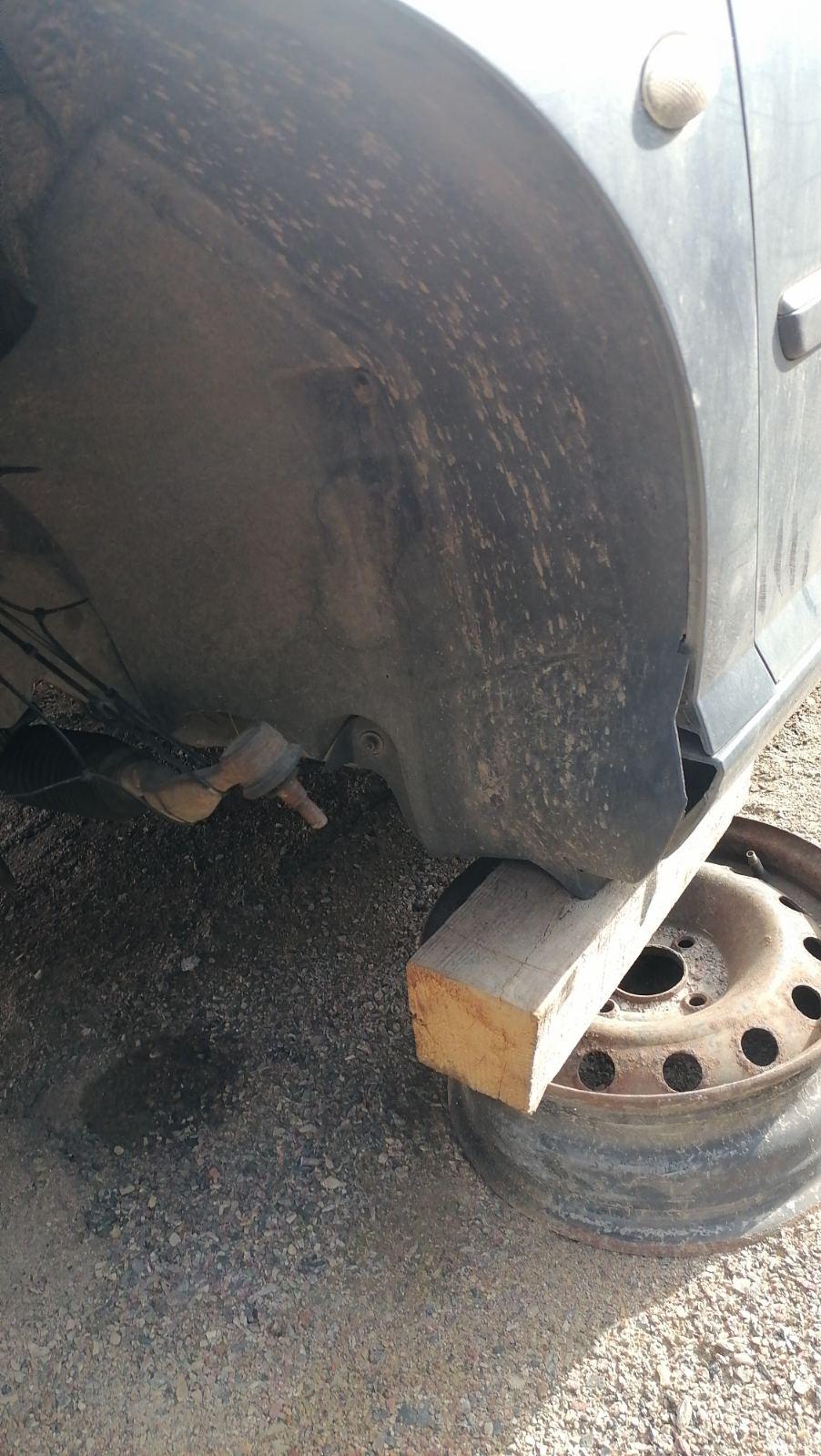 Защита арок передняя левая (подкрылок) 2N6T1X Peugeot 407