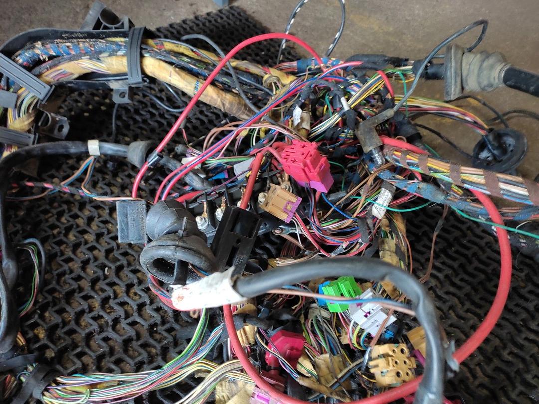 Проводка XH9EVM Audi A6 undefined